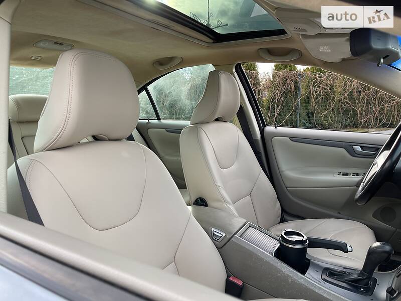 Седан Volvo S60 2005 в Стрые