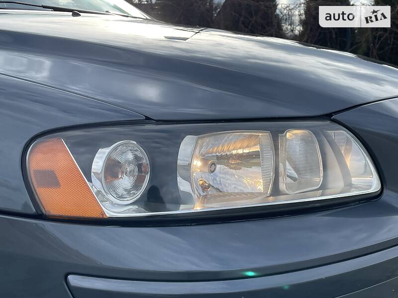 Седан Volvo S60 2005 в Стрые