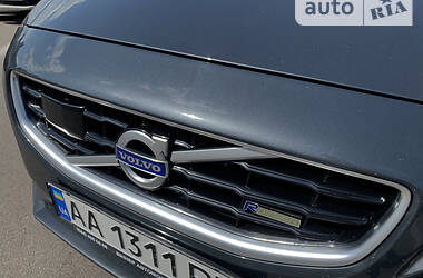 Седан Volvo S60 2012 в Киеве