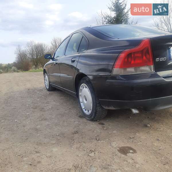 Седан Volvo S60 2003 в Чорткове