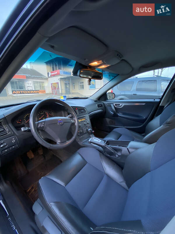 Седан Volvo S60 2003 в Чернигове