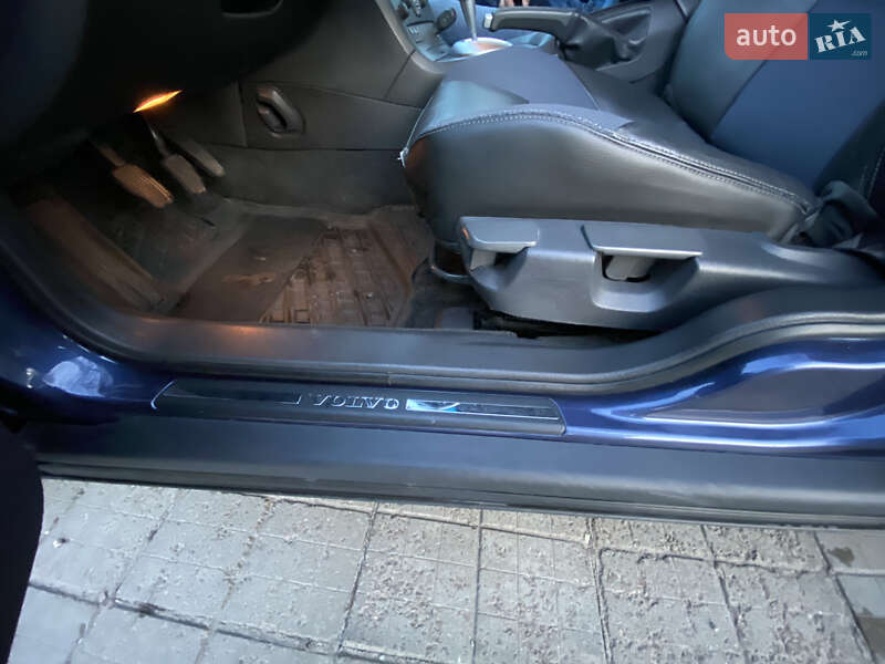 Седан Volvo S60 2003 в Чернигове
