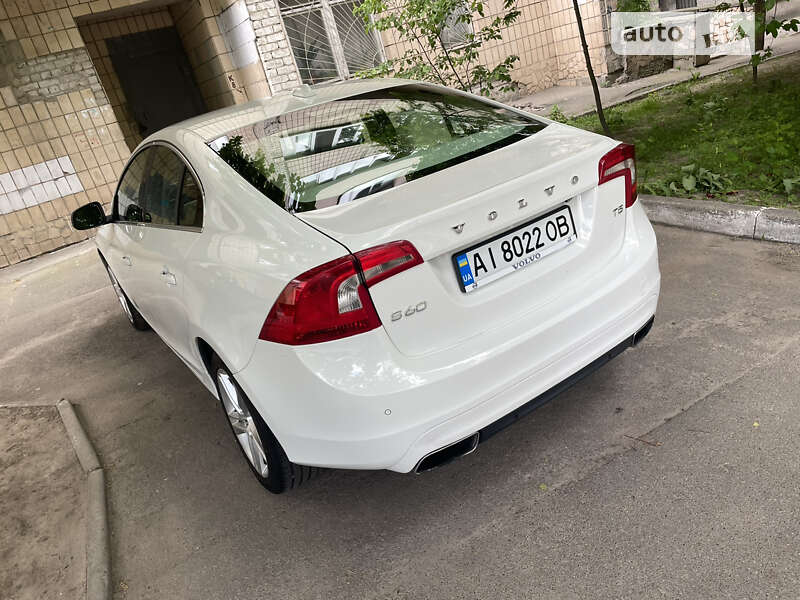 Volvo S60 2014