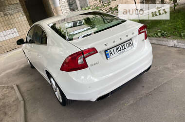 Седан Volvo S60 2014 в 
