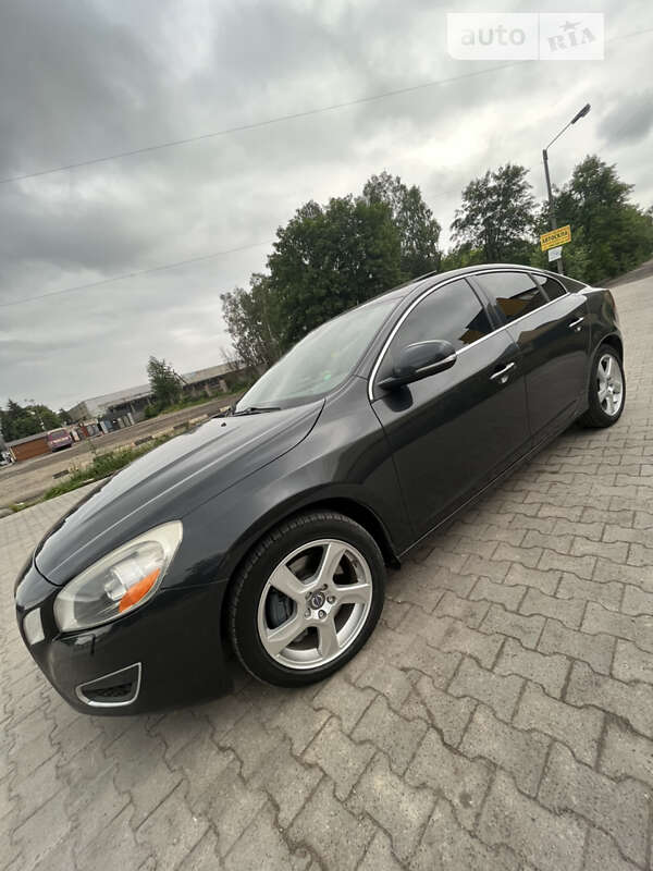 Седан Volvo S60 2013 в Львове фото 12 Седан Volvo S60 2013 в Львове