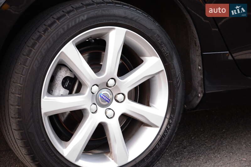 Седан Volvo S60 2015 в Одесі