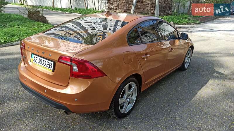 Volvo S60 2012