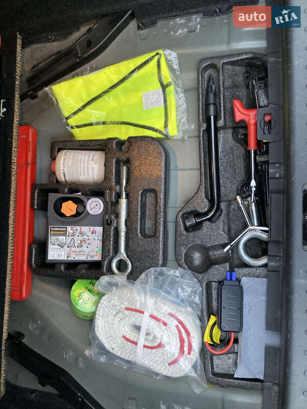 Седан Volvo S60 2011 в Киеве