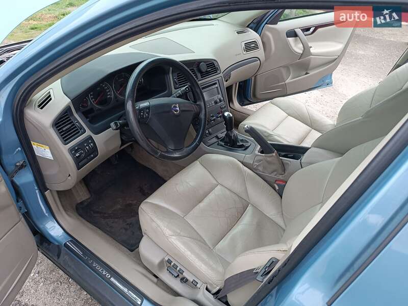 Седан Volvo S60 2003 в Буче