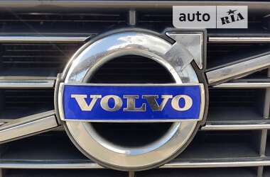 Седан Volvo S60 2013 в Львове