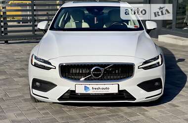 Седан Volvo S60 2020 в Ровно
