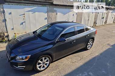 Седан Volvo S60 2016 в Києві