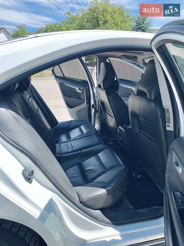 Седан Volvo S60 2006 в Баре
