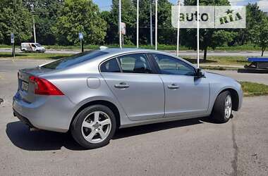 Седан Volvo S60 2012 в Ивано-Франковске