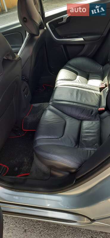 Седан Volvo S60 2012 в Івано-Франківську