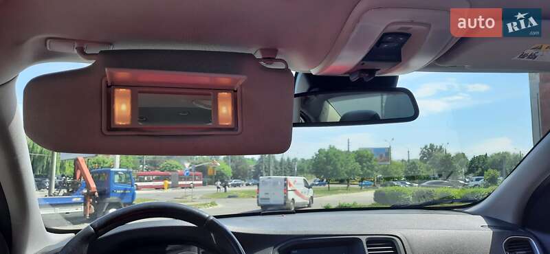 Седан Volvo S60 2012 в Івано-Франківську