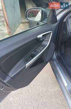 Седан Volvo S60 2016 в 
