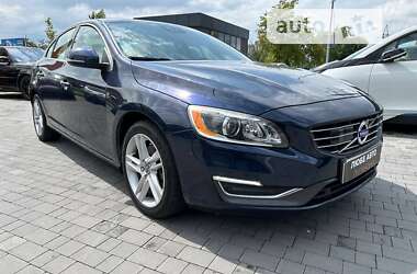 Седан Volvo S60 2014 в Львові