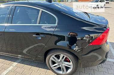 Седан Volvo S60 2014 в Киеве