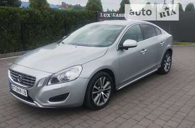 Седан Volvo S60 2011 в Долині