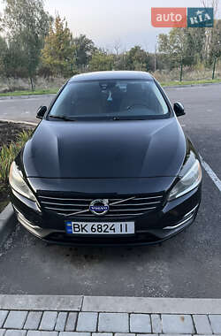 Седан Volvo S60 2014 в 
