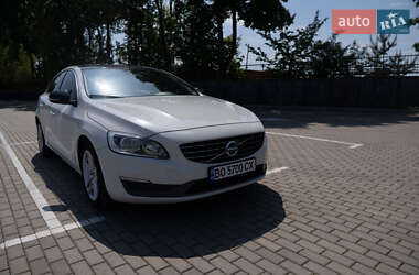 Седан Volvo S60 2013 в Тернополі