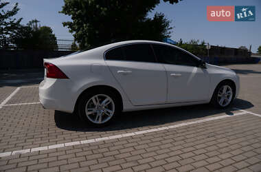 Седан Volvo S60 2013 в Тернополі