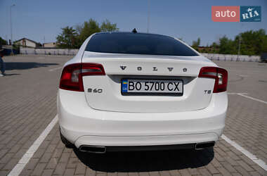 Седан Volvo S60 2013 в Тернополі