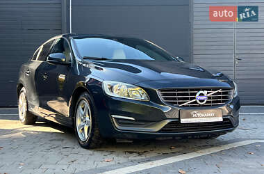 Седан Volvo S60 2014 в 