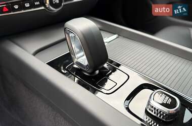 Седан Volvo S60 2024 в 