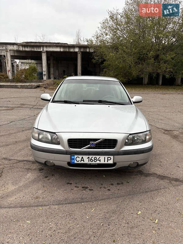 Седан Volvo S60 2002 в Золотоноше