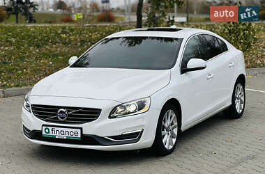 Седан Volvo S60 2013 в Києві