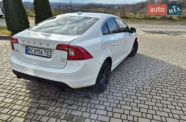 Седан Volvo S60 2013 в Львове