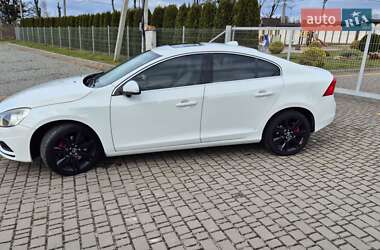 Седан Volvo S60 2013 в Львове