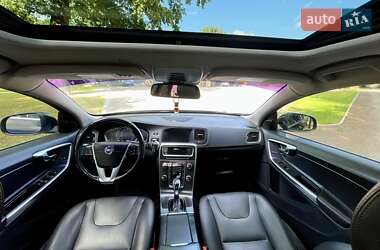 Седан Volvo S60 2014 в 