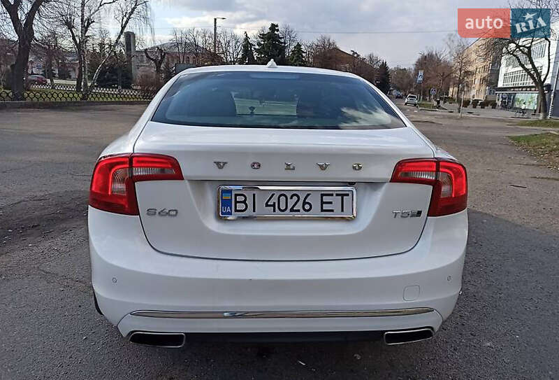 Седан Volvo S60 2016 в Луцьку
