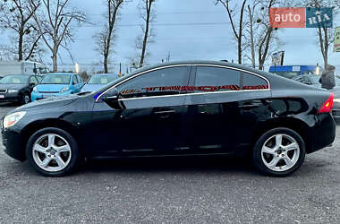 Седан Volvo S60 2012 в Белогородке