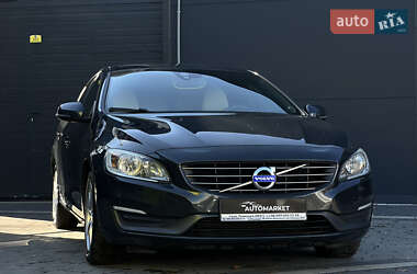 Седан Volvo S60 2014 в Ивано-Франковске