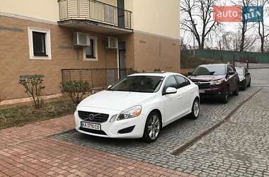 Седан Volvo S60 2011 в 