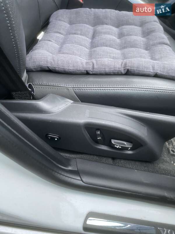 Седан Volvo S60 2014 в Львові фото 43 Седан Volvo S60 2014 в Львові