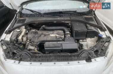 Седан Volvo S60 2014 в 