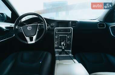 Седан Volvo S60 2014 в Києві