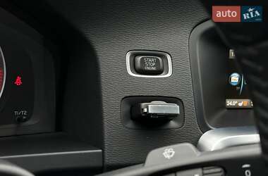 Седан Volvo S60 2012 в 