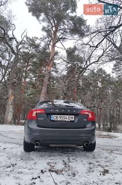 Седан Volvo S60 2011 в 