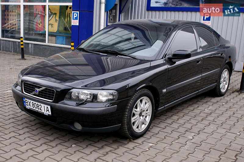Седан Volvo S60 2004 в 