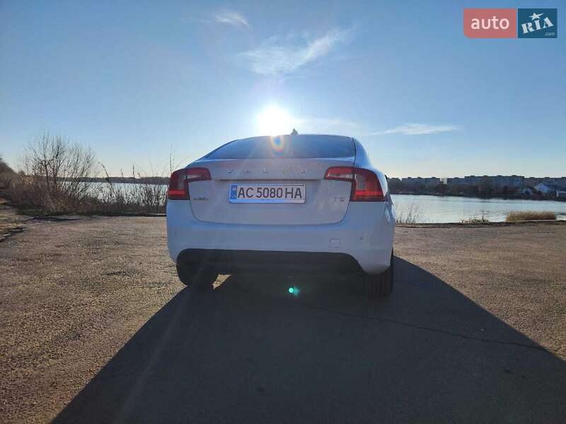 Седан Volvo S60 2012 в Ковеле