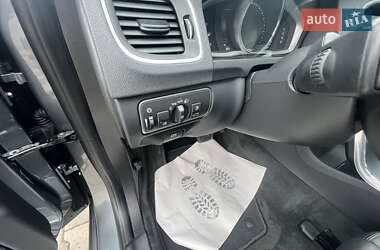 Седан Volvo S60 2016 в 