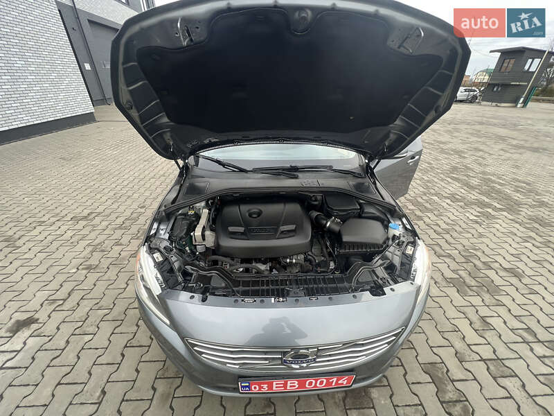 Седан Volvo S60 2016 в Луцке