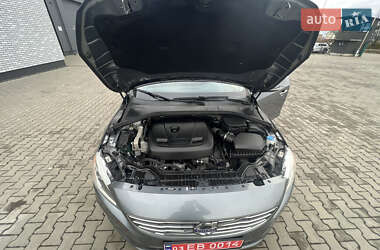 Седан Volvo S60 2016 в 