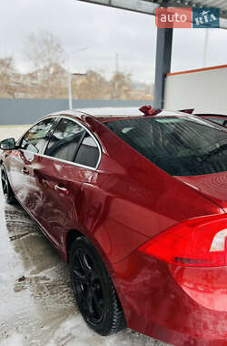 Седан Volvo S60 2016 в 